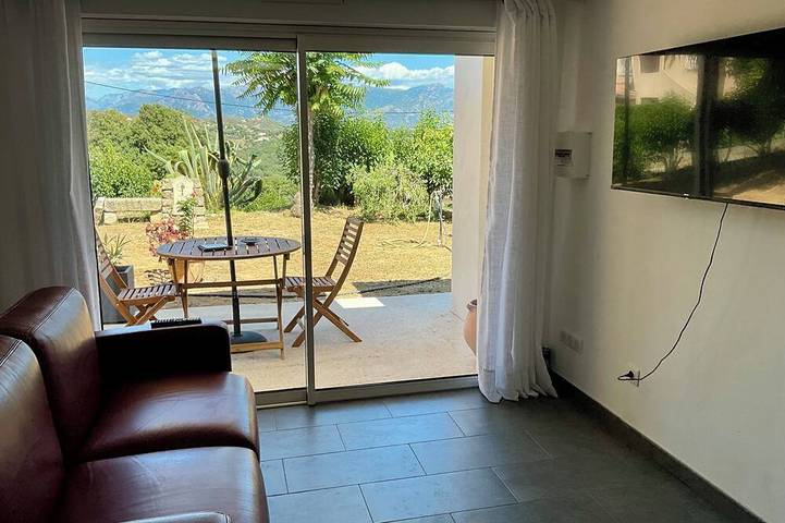 Ganze Wohnung, Studio room with jacuzzi and heated swimming pool 4X8 in Alata, Ajaccio und Umgebung
