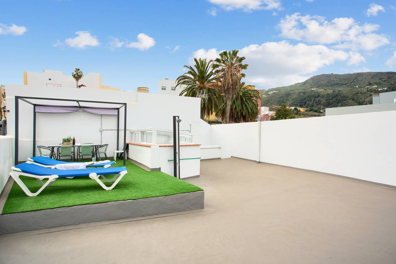 Ganze Wohnung, Urlaub 'Casa Esther In Icod' mit Bergblick, privater Terrasse und Wi-Fi in Icod de los Vinos, Teneriffa Nord