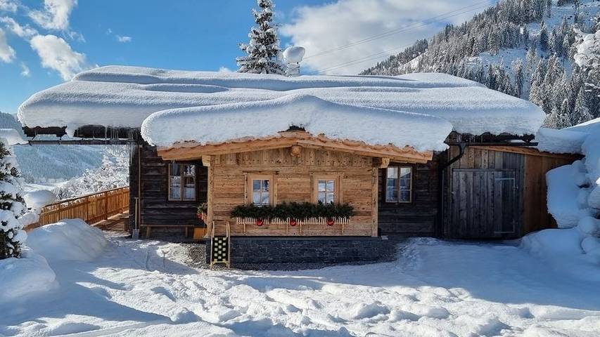 Ferienhaus für 16 Personen, mit Whirlpool und Terrasse sowie Sauna - 1