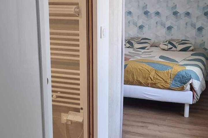 Location de vacances pour 14 personnes, avec terrasse ainsi que jacuzzi et jardin à Grues - 3