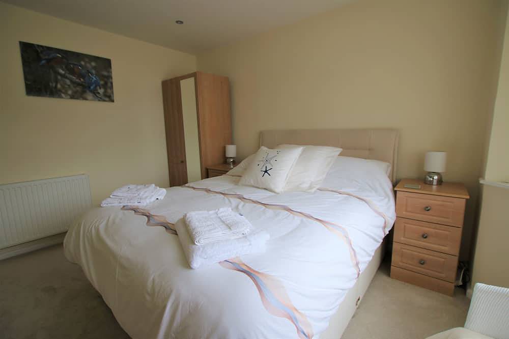 Beach Retreat, centrally located in Mudeford and pet friendly in Mudeford, Christchurch