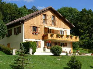 Gîte pour 5 personnes, avec terrasse et jardin, animaux acceptés dans le Doubs