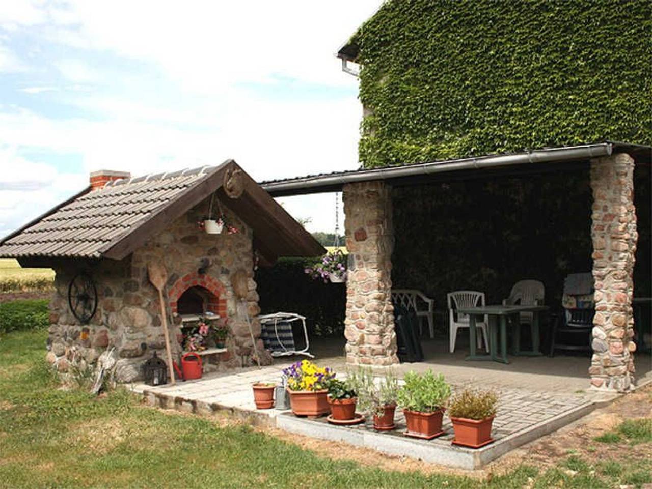 Ferienwohnungen auf dem Lande - Ferienwohnung links (Brümmer) in Kittendorf, Müritz