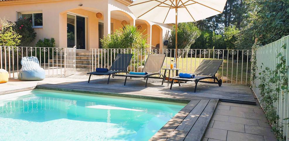 Gîte pour 6 personnes, avec Terrasse ainsi que Jardin et Piscine à San-Gavino-di-Carbini - 3