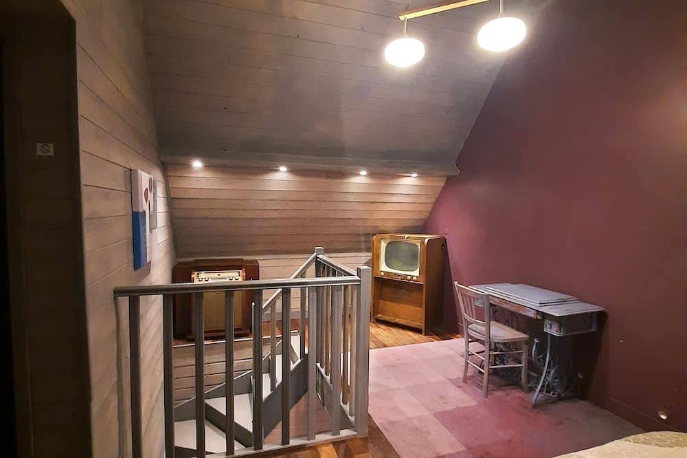 Gîte Le Studio duplex 2/4 pers piscine + sauna in Fatouville-Grestain, Côte de Grâce