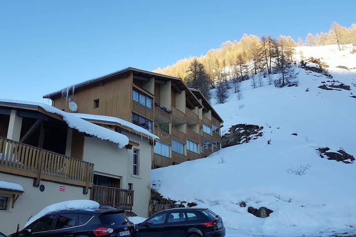 Gîte pour 6 personnes, avec jardin dans Cinéma L'Aiguille - 3