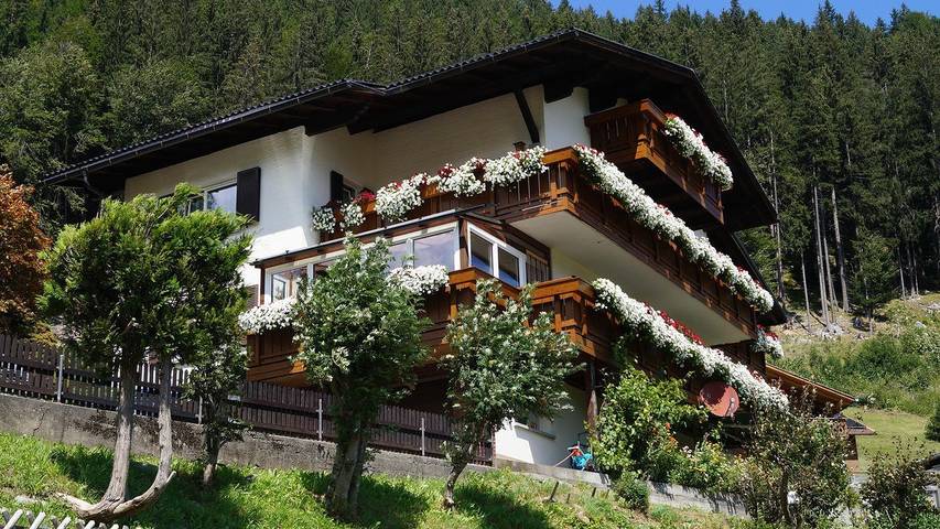 Ferienwohnung für 4 Personen, mit Balkon in Schruns-Tschagguns - 2