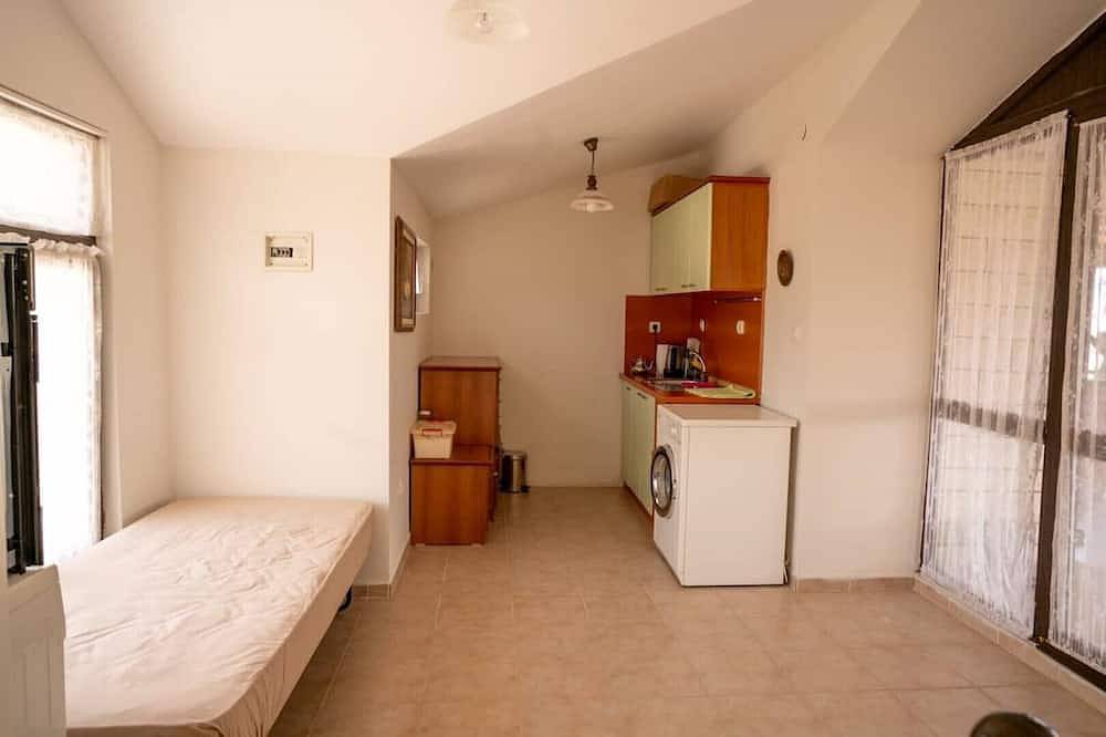 Spacious Natural Stone Villa w/ Sea and Mountain Views and Private Pool in Kemer, Antalya Province