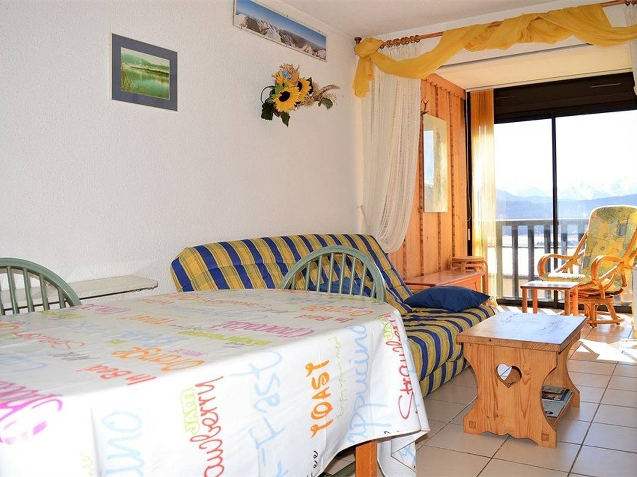 Entire apartment, Bright 1-bedroom apt for 2, Les Angles in Les Angles, Parc naturel régional des Pyrénées catalanes