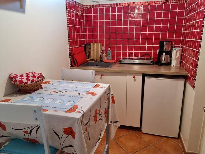 Appartement de vacances pour 3 personnes, avec Terrasse ainsi que Jardin et Vue