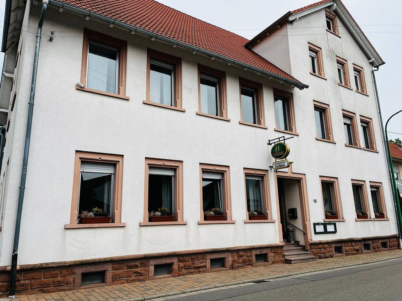 Hotel für 2 Personen mit Terrasse in Neuburg am Rhein, Rheinebene