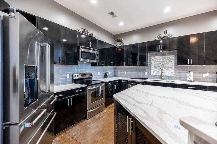 Loft for 6 people in Charlotte
