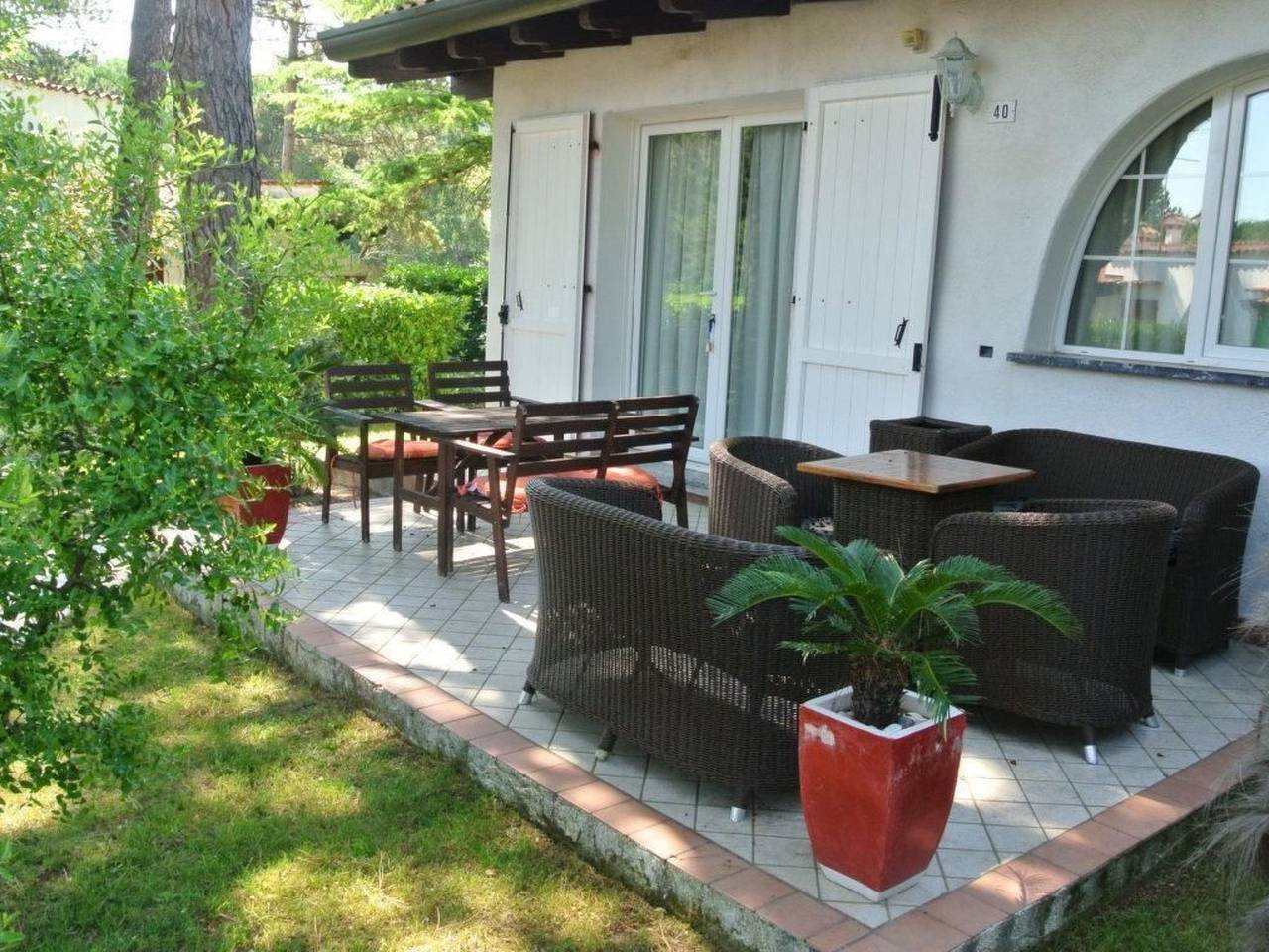 'Villa Edera' mit privatem Garten in Lignano Riviera, Lignano Sabbiadoro