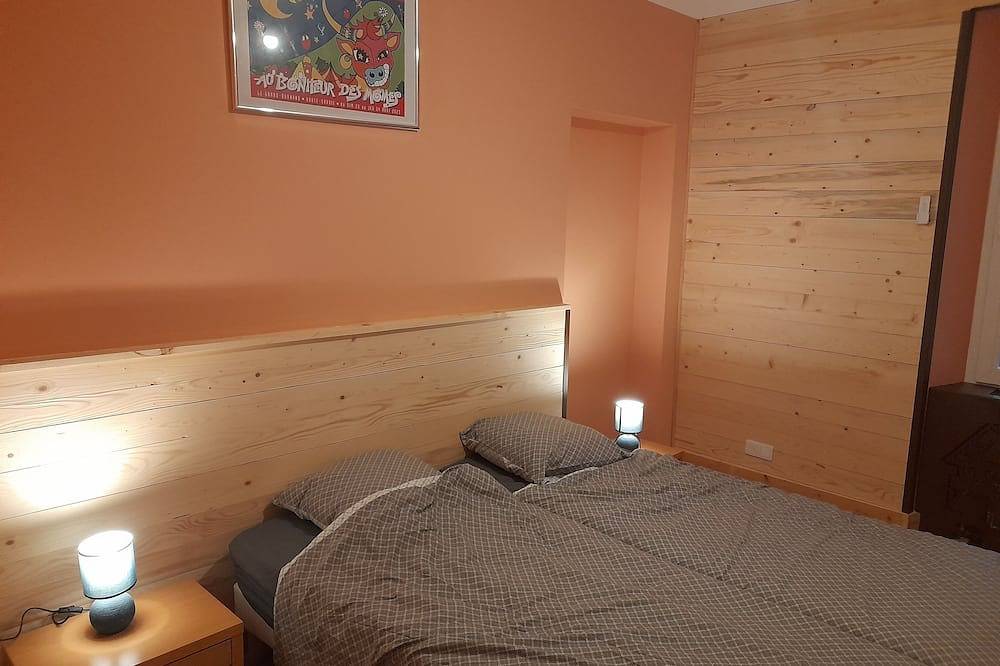 Ganze Wohnung, Comfortable apartments for 14 people in Glières-Val-de-Borne, Region Bonneville
