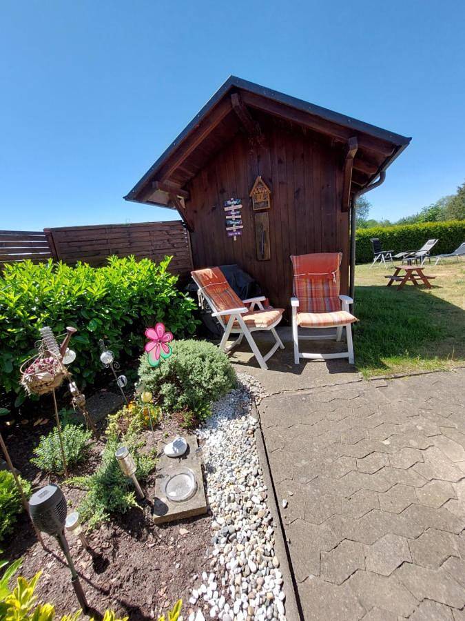 Ferienwohnung für 3 Personen, mit Balkon und Terrasse sowie Garten und Ausblick in Altmühlsee