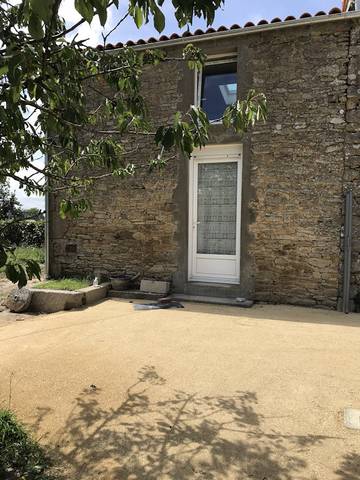 Gîte pour 6 personnes, avec terrasse et jardin dans Chanverrie