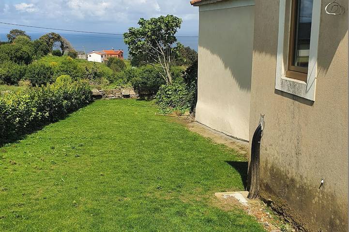 As Roeles Caión Farm. House ideal for families, beach at 2.5 km. 4 bedrooms in Laracha, Costa da Morte