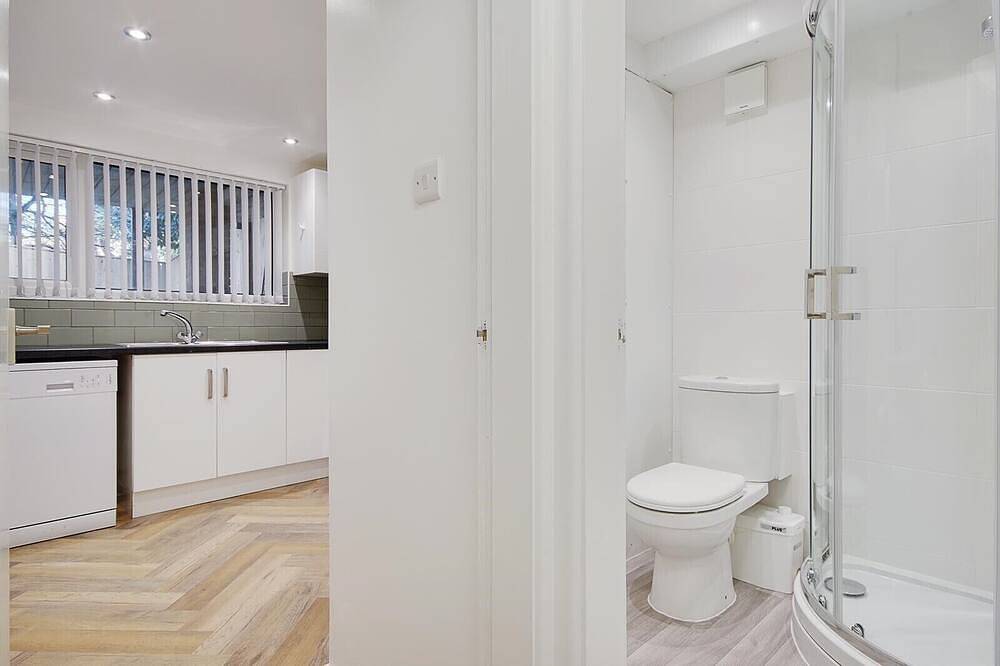 Ganze Wohnung, Apartment-Familie-Eigenes Badezimmer-Gartenblick-The Garden Suite in Bournemouth, Südwestengland