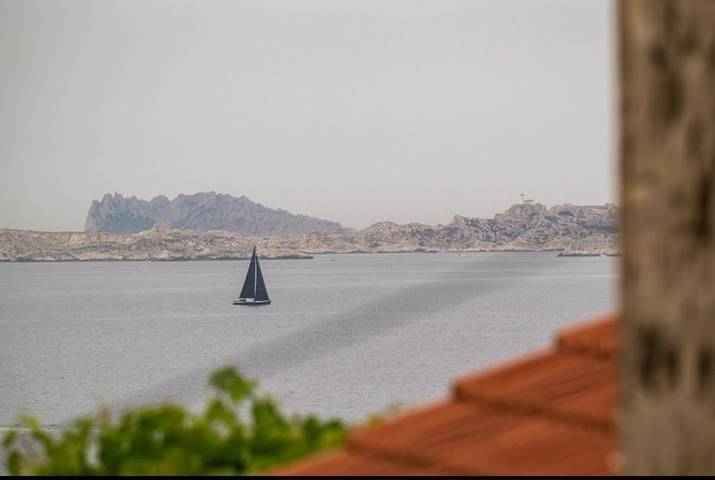 Location de vacances pour 9 personnes, avec vue ainsi que piscine et jardin à Le Rove - 2