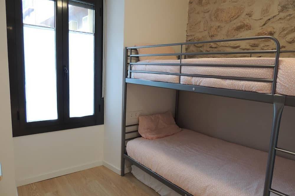 Apartamento entero, Puigcerda X - Dos Habitaciones Piso, Capacidad 4 in Puigcerdá, Pirineo Catalan