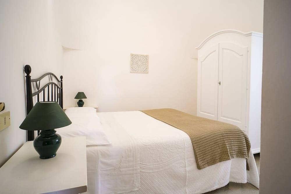 Wonderful Trulli building in Locorotondo countryside in Locorotondo, Region de Bari