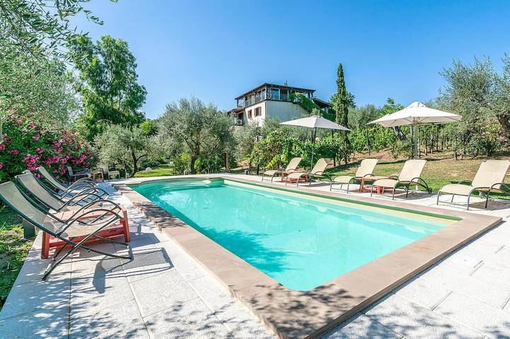 Casa vacanza per 27 persone, con terrazza - 1