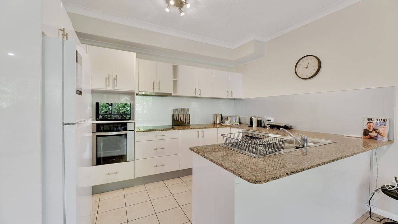 Entire holiday apartment, Ferienwohnung für 6 Personen (147 m²) in Taringa in Taringa, Brisbane