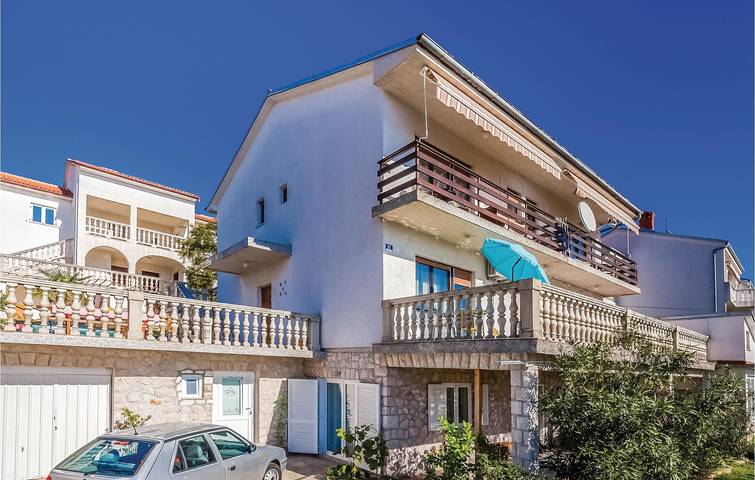 Ferienwohnung für 3 Personen, mit Terrasse, mit Haustier in Novi Vinodolski - 3