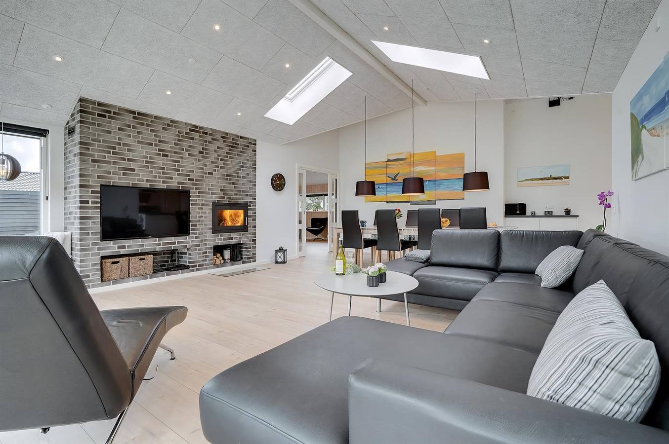 Stunning home in Blåvand w/ Sauna, Wifi and 4 Bedrooms in Blavand, Varde