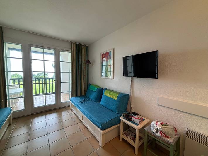 Gîte pour 4 personnes, avec vue sur l’océan ainsi que balcon et piscine à Urrugne - 2
