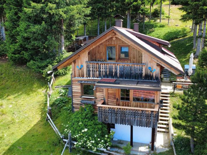 Almhütte Enzian in Kreuzeckgruppe, Greifenburg