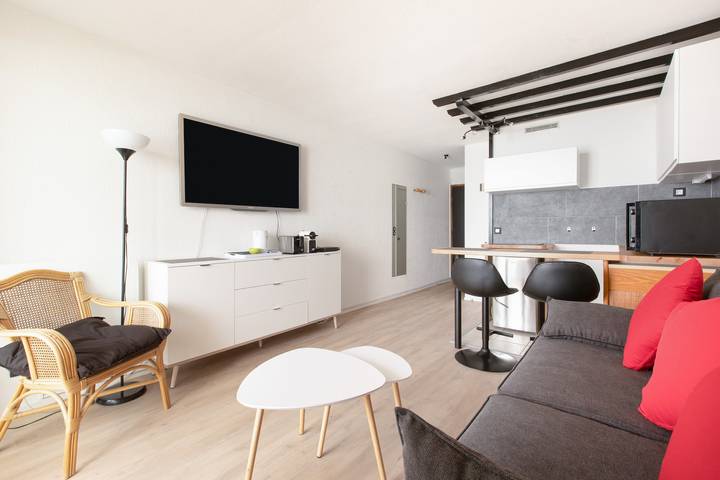 Ferienwohnung für 2 Personen, mit Balkon und Pool in Aquitanien - 2