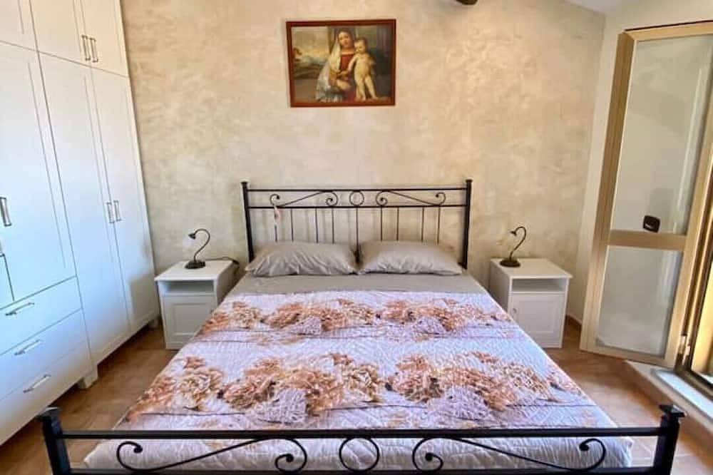 Apartamento entero, Historic Center Ariccia in Ariccia, Castelli Romani