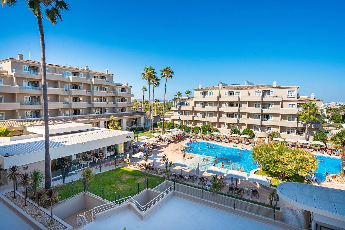 Aparthotel para 3 Pessoas em Alvor, Algarve