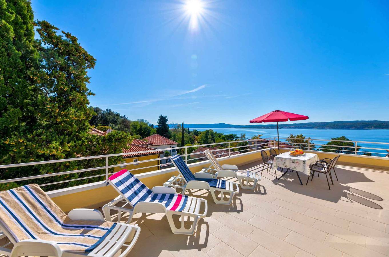 Ganze Ferienwohnung, Ferienwohnung mit Balkon und Klimaanlage in Crni molo, Crikvenica