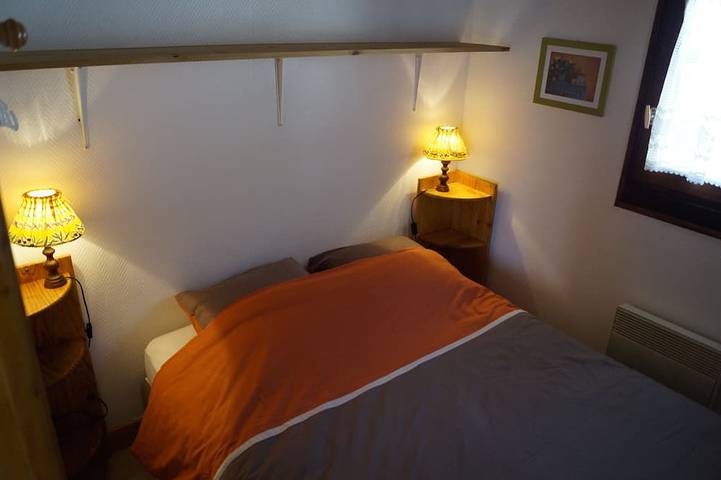 Chalet pour 4 personnes, avec Terrasse dans le Cantal - 3