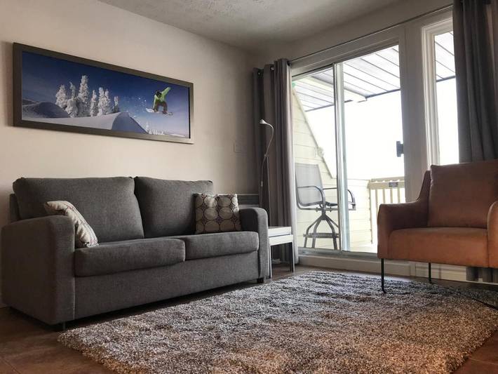 Appart’hôtel pour 2 personnes, avec jardin et sauna ainsi que vue et piscine