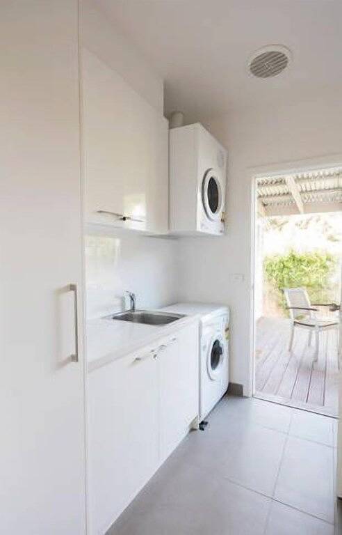 Holiday home for 7 people, with garden and terrace, with pets in Barwon Heads
