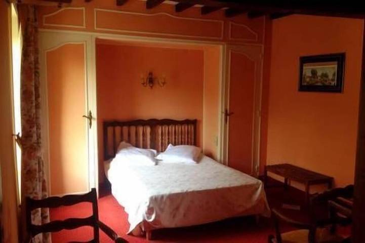 Gîte pour 9 personnes, avec terrasse et jardin à Le Vey - 2