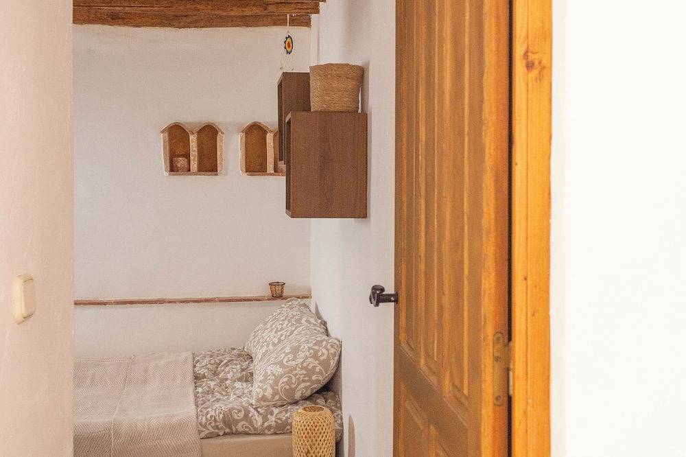 House with lake view in idyllic Restabal in Restabal, El Valle