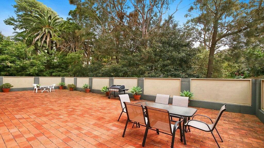 Ganze Wohnung, 125 Meter Zum Strand & Geschäften, Pool Im Komplex in Terrigal, New South Wales