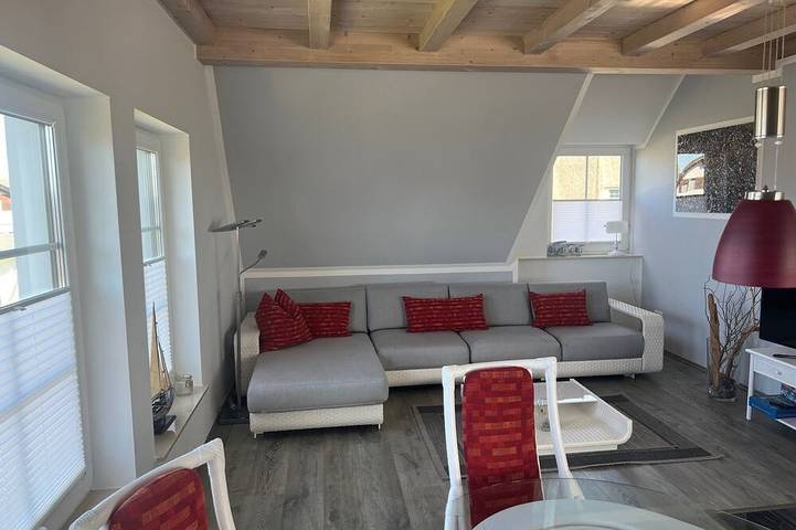 Apartamento entero, 5 star hotel according to Dtv - pure luxury, only 200m from the beach - WLAN free of charge in Dranske, Rügen