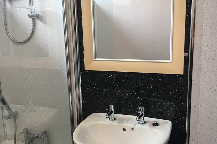 Ferienpark für 6 Personen, mit Terrasse und Sauna sowie Pool und Garten, mit Haustier in Cornwall - 3