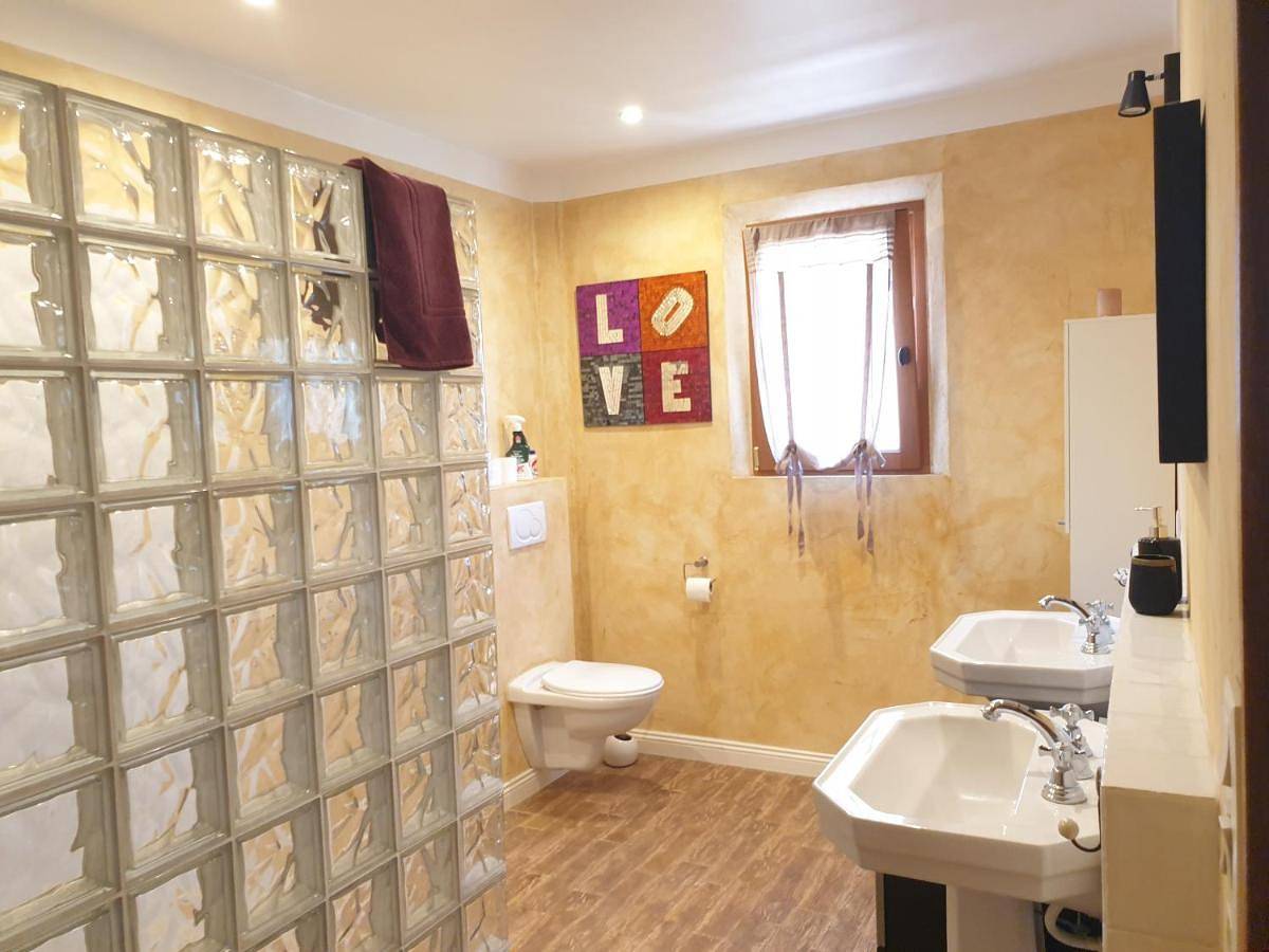 Villa Tropez Chambres d'hôtes in Le Luc, Région de Draguignan