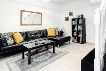 Cottage per 6 Persone in Newham, Londra, Foto 1