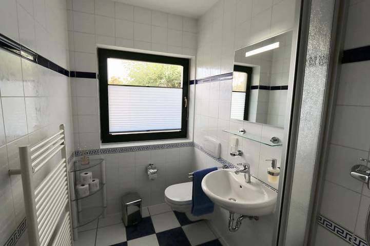 Apartamento entero, Wonderful vacation apartment on the Wieker Bodden in Wiek, Rügen