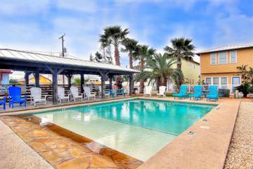 Vacation House for 10 Guests in Port Aransas, Texas Gulf Coast, Picture 2