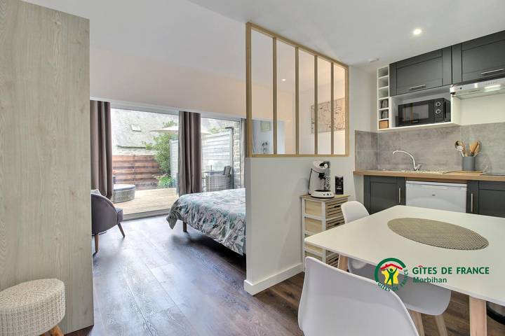 Gîte pour 2 personnes, avec jacuzzi et jardin à Surzur - 2