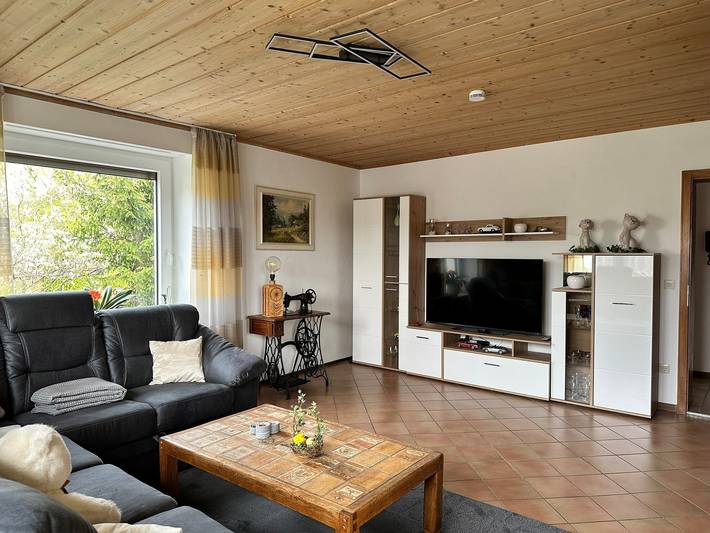 Ganze Ferienwohnung, Ferienwohnung Niedermeier im 1. Stock in Peiting, Romantische Straße