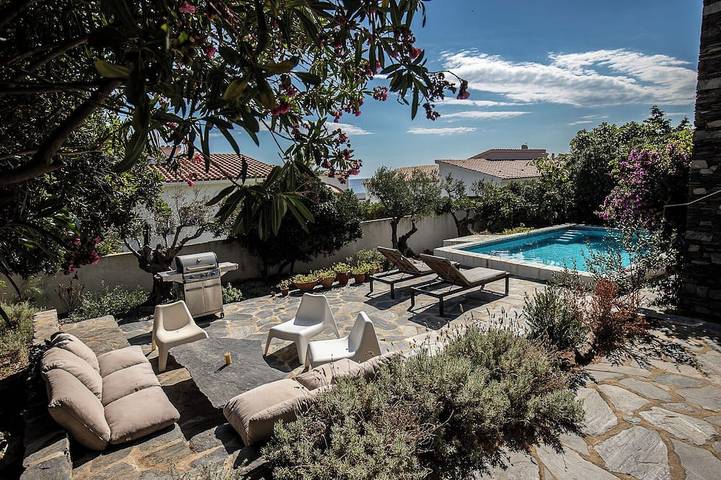 Casa vacanza per 6 persone, con balcone e giardino nonché piscina, con animali domestici - 1
